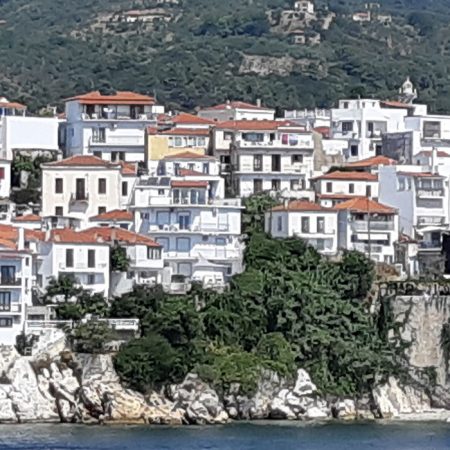 skiatos-kuce